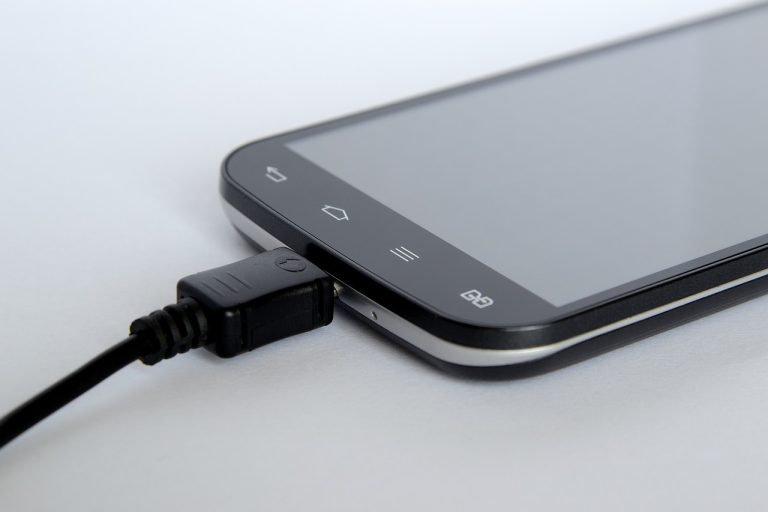 quelle est la consommation electrique d039un chargeur de telephone decouvrez son cout sur une annee