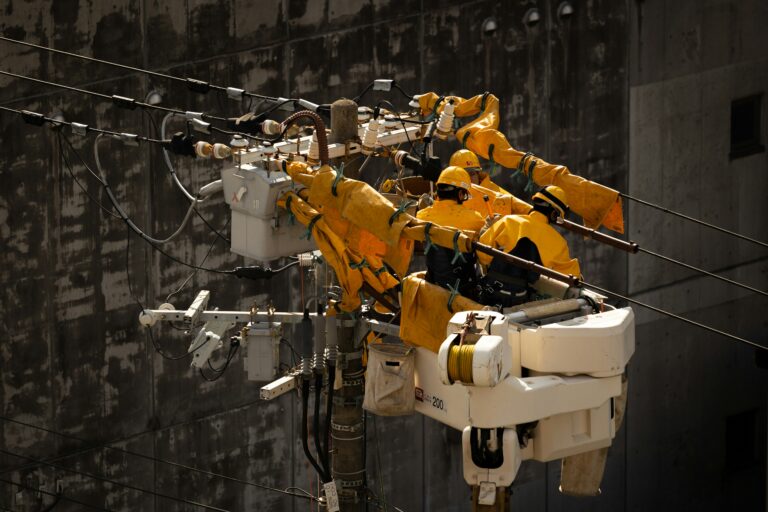 consultez nos avis sur l'électricité pour trouver la meilleure offre pour vos besoins. découvrez les avis des consommateurs et comparez les tarifs pour économiser sur votre facture d'électricité.