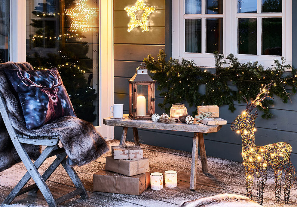 Comment décorer votre balcon pour Noël : idées festives et conseils pratiques