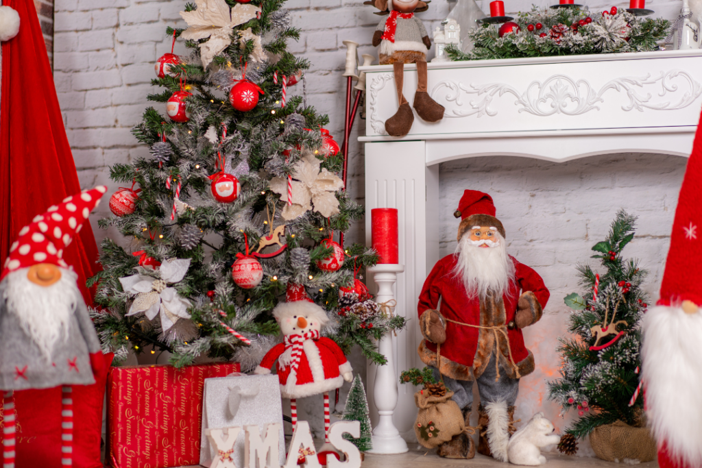 Comment organiser et décorer votre espace de rangement pour les décorations de Noël ?