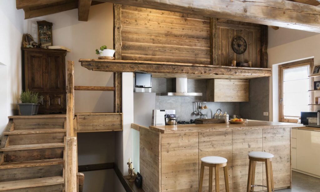 Créer une cuisine de chalet moderne: guide complet pour allier charme rustique et tendance actuelle