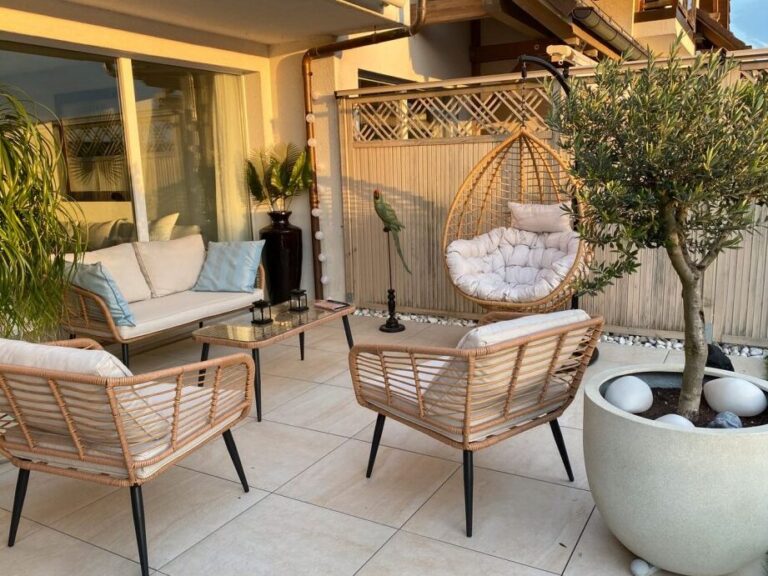 Comment aménager une terrasse cosy et cocooning pour profiter de l'extérieur ?