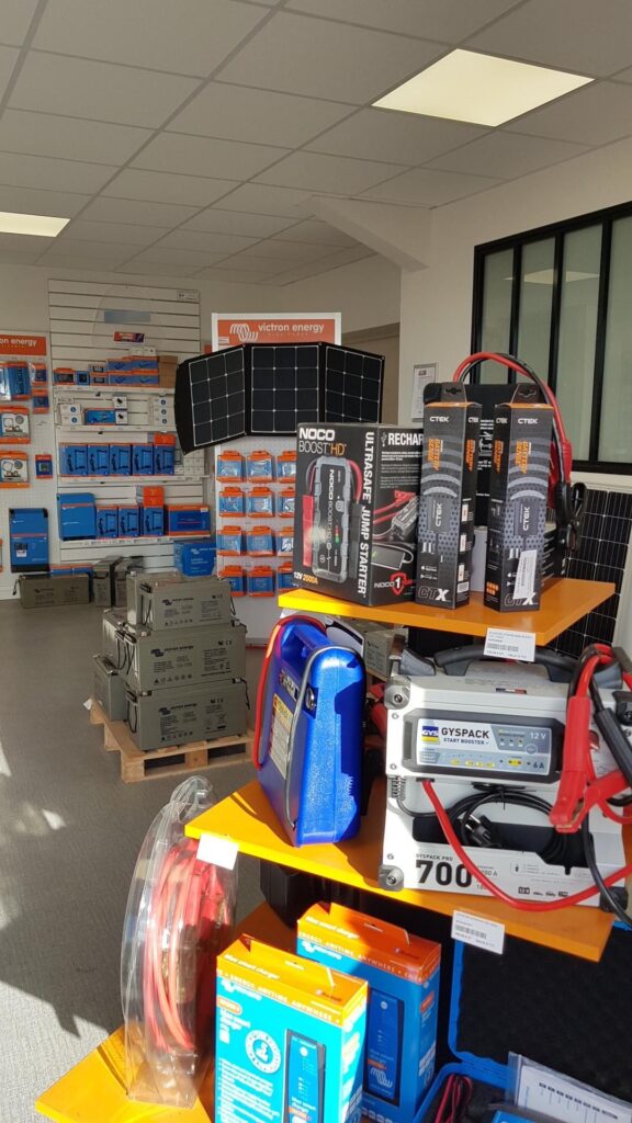 Magasin YESSS Électrique à Vannes proposant du matériel et des fournitures électriques