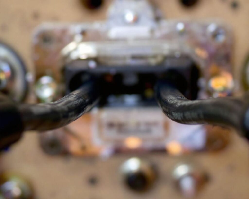 Peut-on raccorder un câble 6mm2 à une prise standard ?