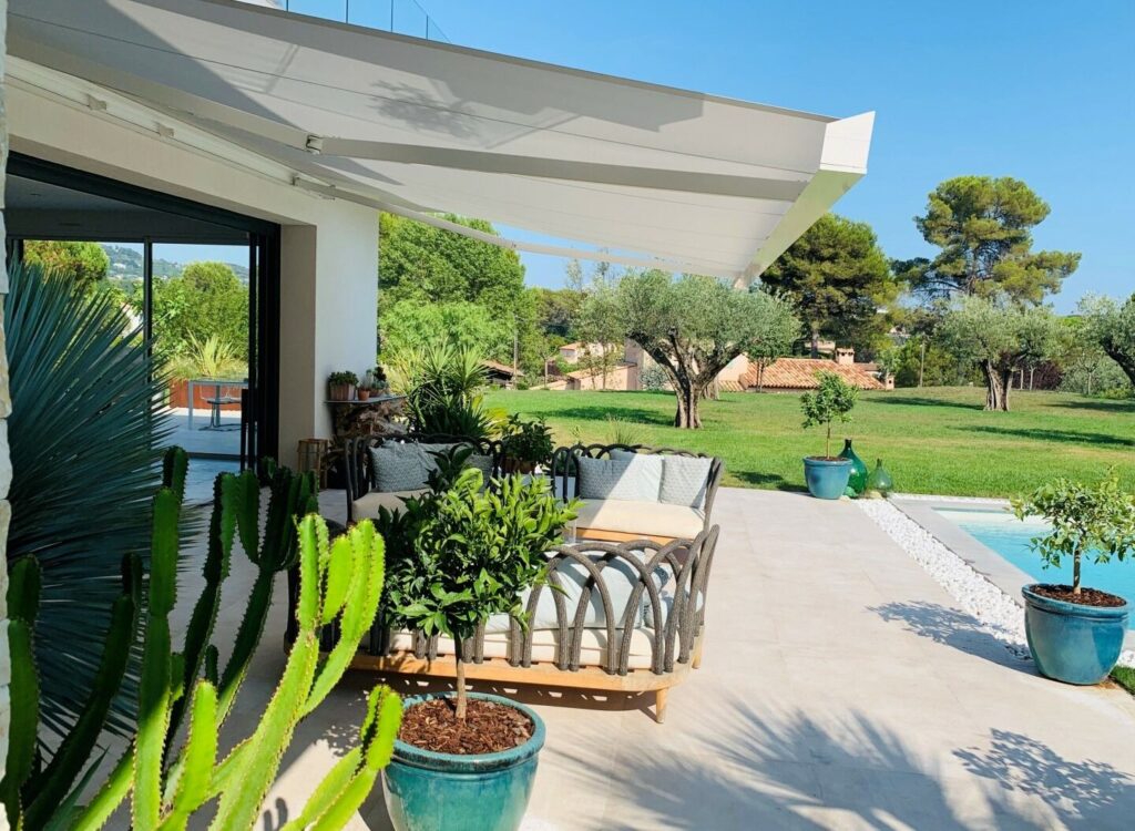 Comment aménager une terrasse dans le style provençal ?