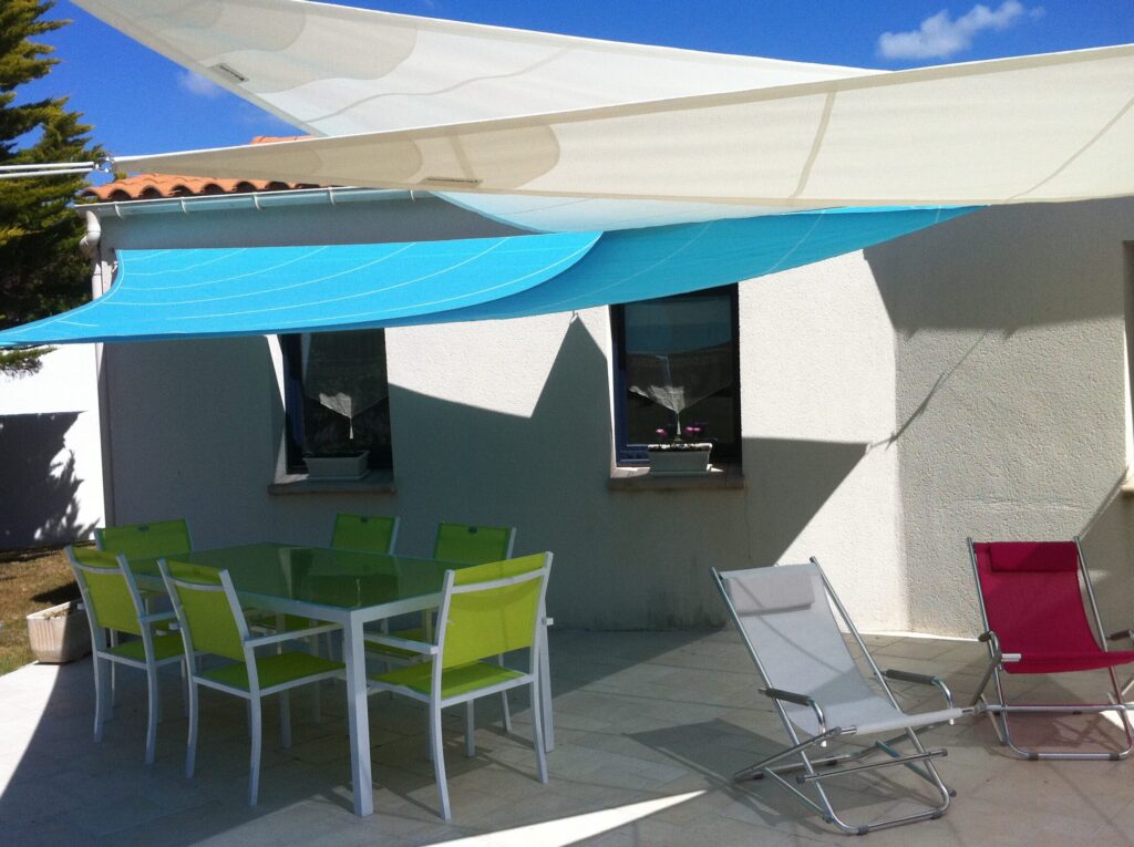 Comment Jenifer a illuminé Ajaccio avec son style unique de décoration maison ?